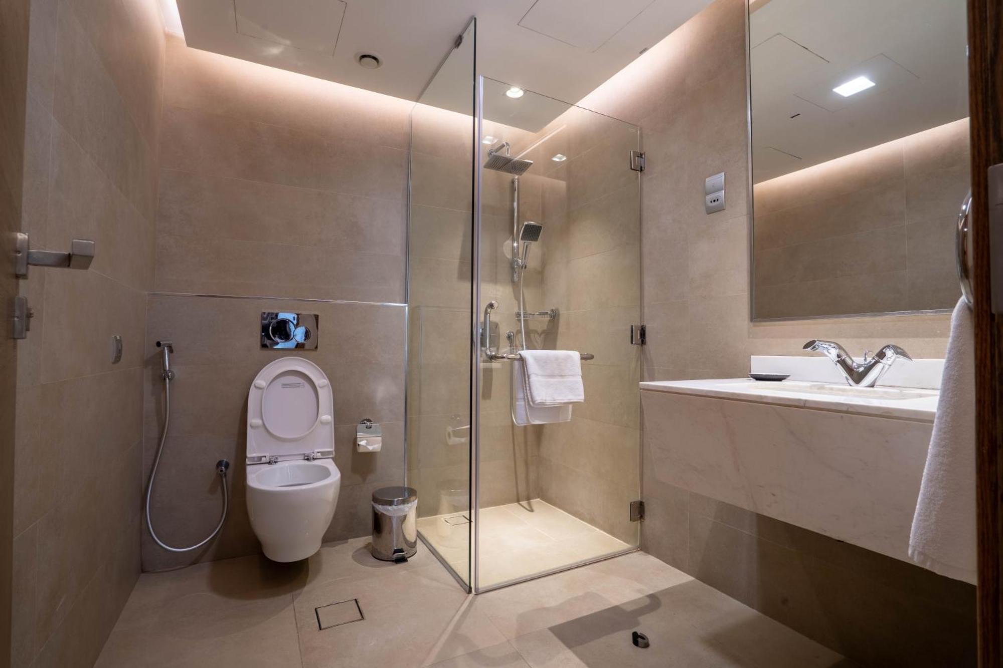 Saray Deluxe Hotel